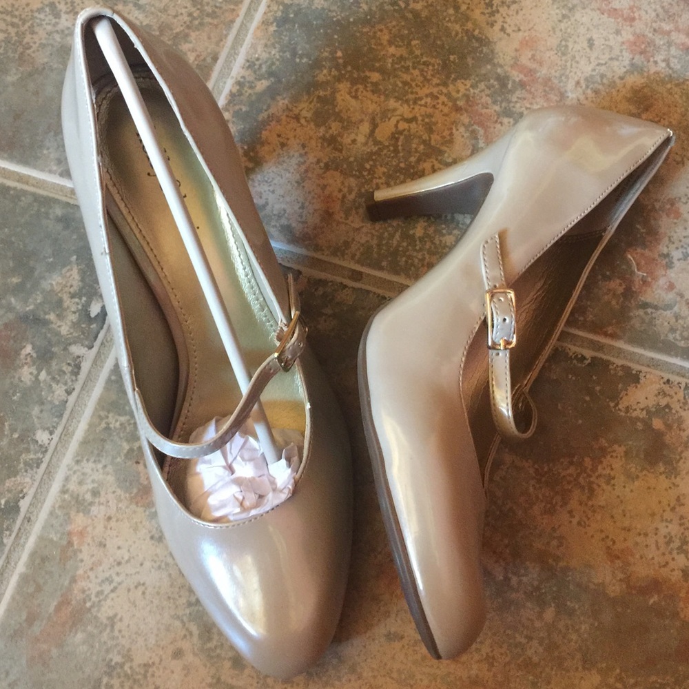 Kelly & Katie High Heel shoes